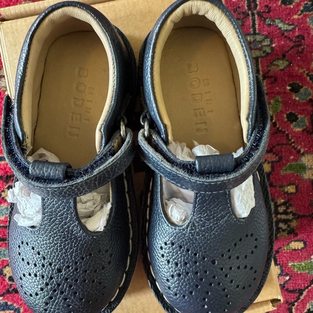 New in Box: Boden Girl Dress Shoes